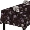 Tischdecke Halloween Friedhof 2 Tischdecke Halloween Friedhof -Karnevalskostüme Herren Verkäufe halloween friedhof tischdecke halloween graveyard tablecloth totenkopf tischdecke leichenteile halloween deko 53181