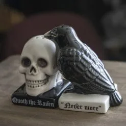 Totenschädel & Rabe Als Salz & Pfefferstreuer 15 Totenschädel & Rabe Als Salz & Pfefferstreuer -Karnevalskostüme Herren Verkäufe totenkopf und rabe salz und pfefferstreuer skull and raven salt and pepper shaker gothic tischdeko 54743 07